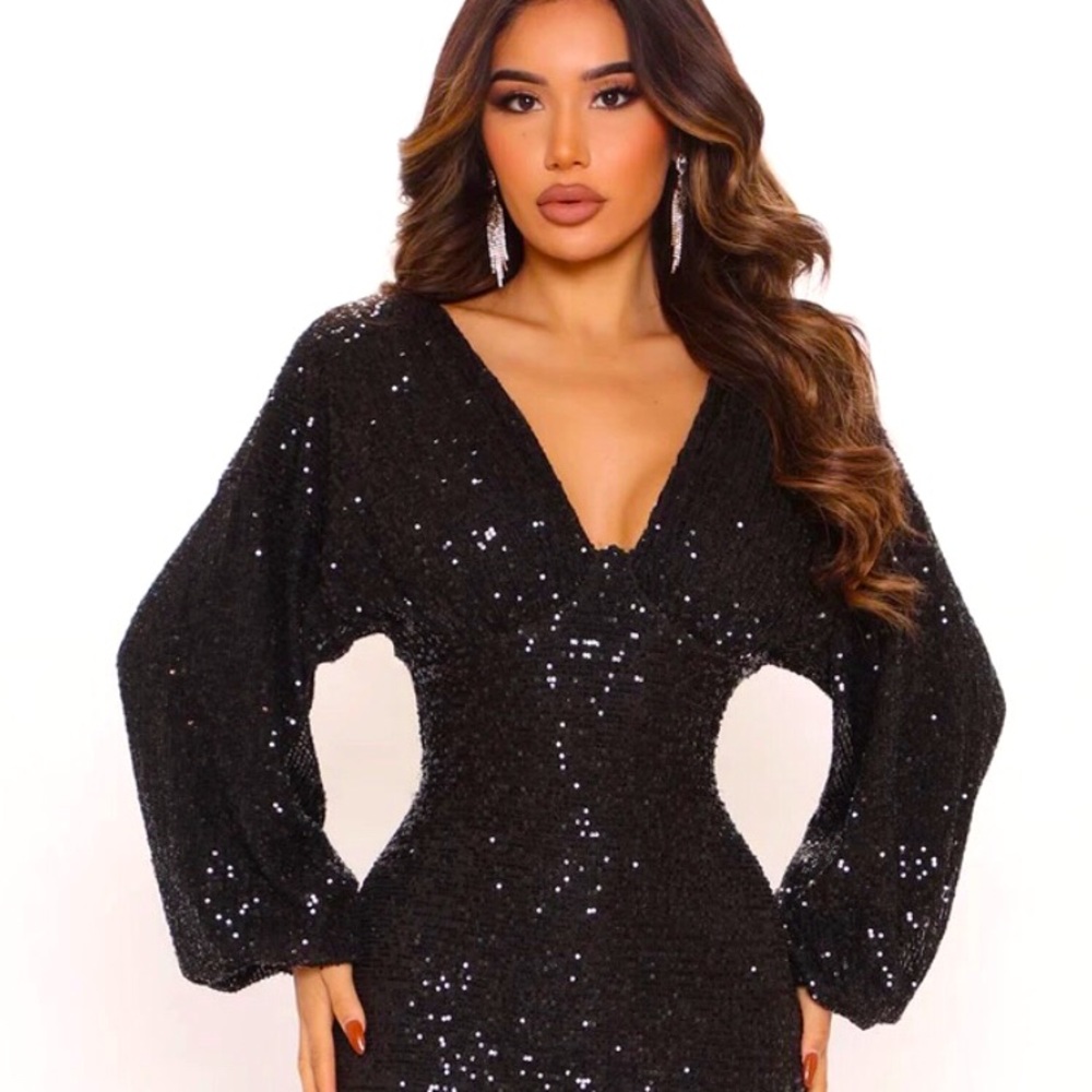 Emerald green sequin dress